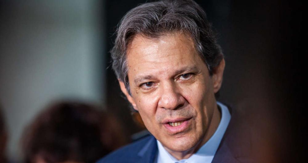 Ministro da Fazenda Anuncia 