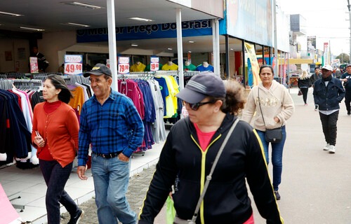 Paraná: vendas no comércio crescem 1,6% nos primeiros quatro meses do ano
