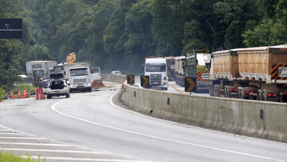 BR-277 tem trecho liberado no Paraná depois de quase nove meses de obras