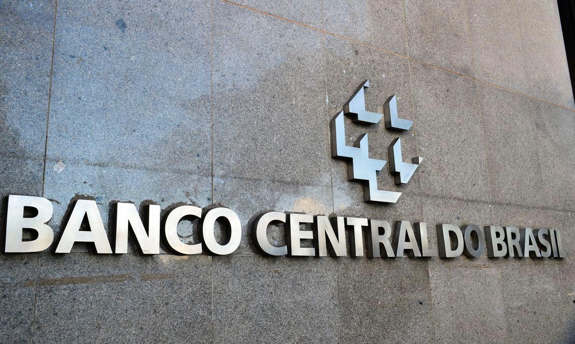 Mercado reduz previsão da inflação de 4,75% para 4,65% este ano