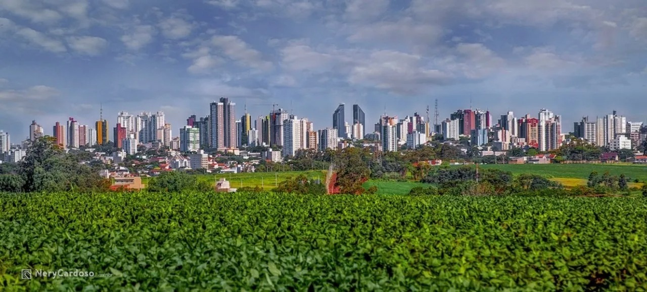 Com agronegócio no DNA, Cascavel completa 72 anos de evolução e desenvolvimento