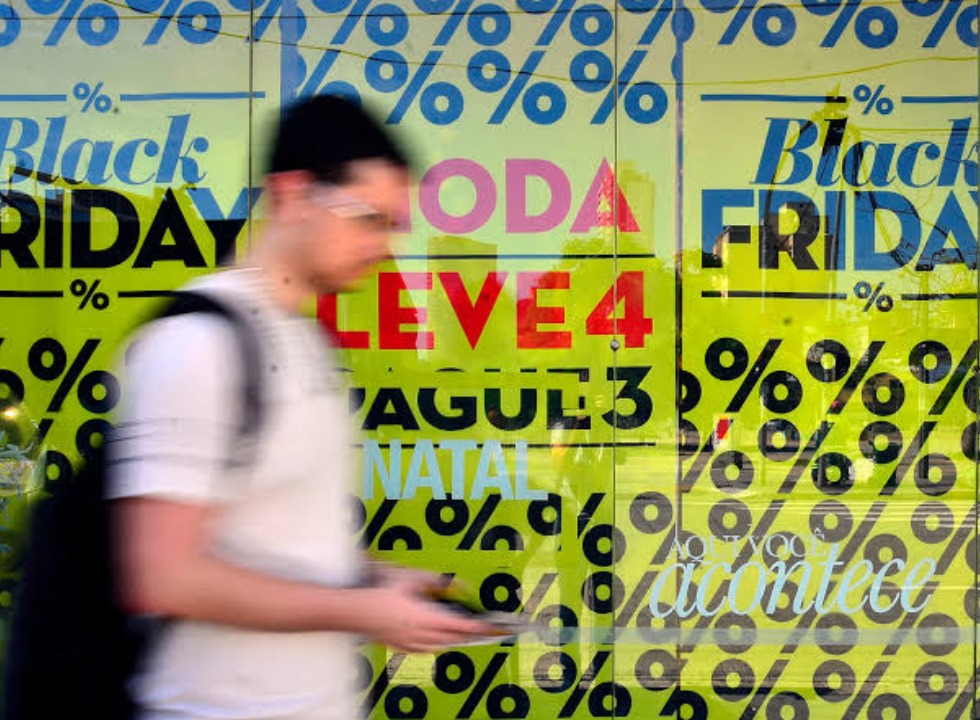 Black Friday movimenta comércio e economia no Paraná
